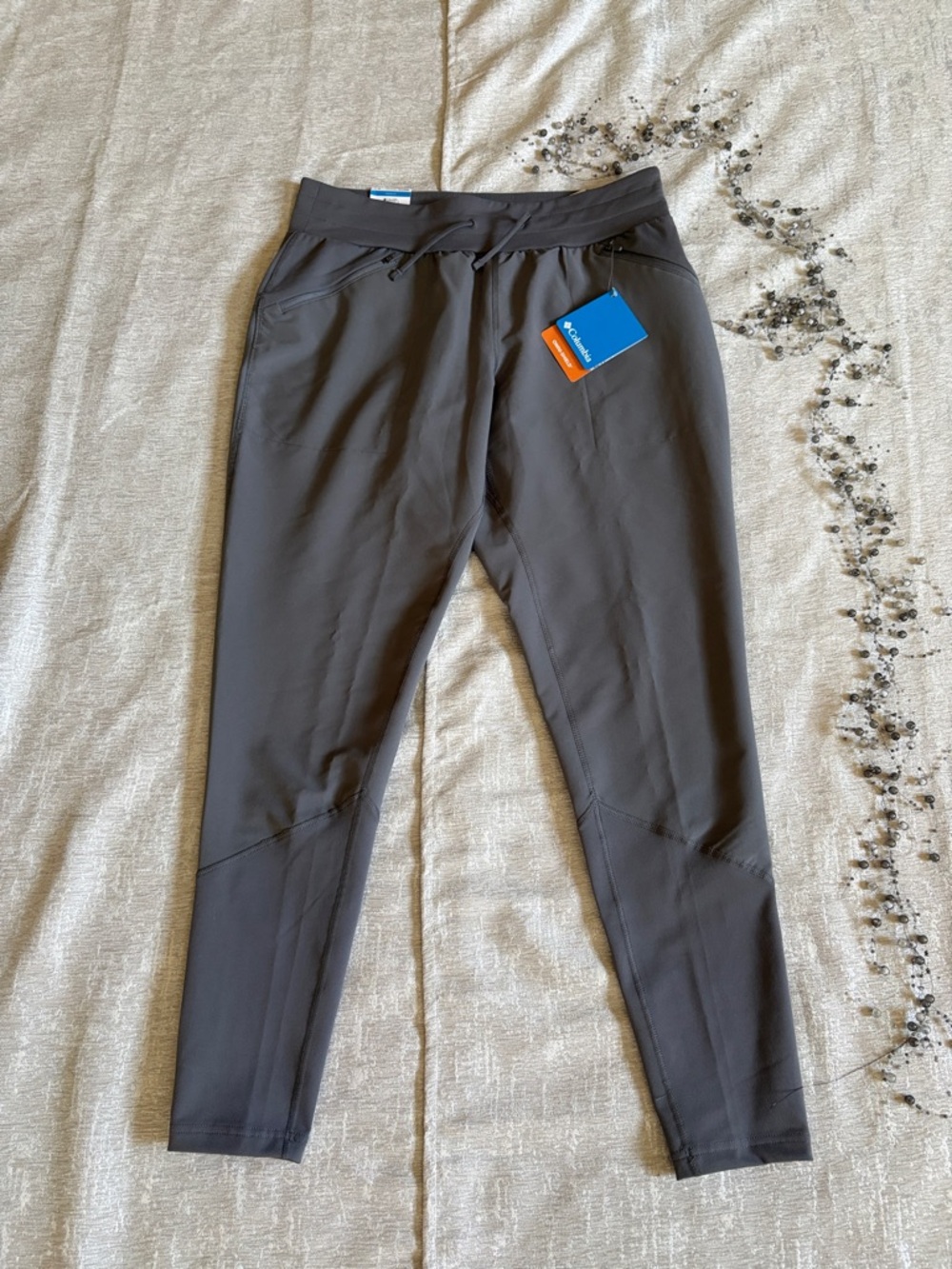 Columbia Women’s Charcoal Stretch Joggers